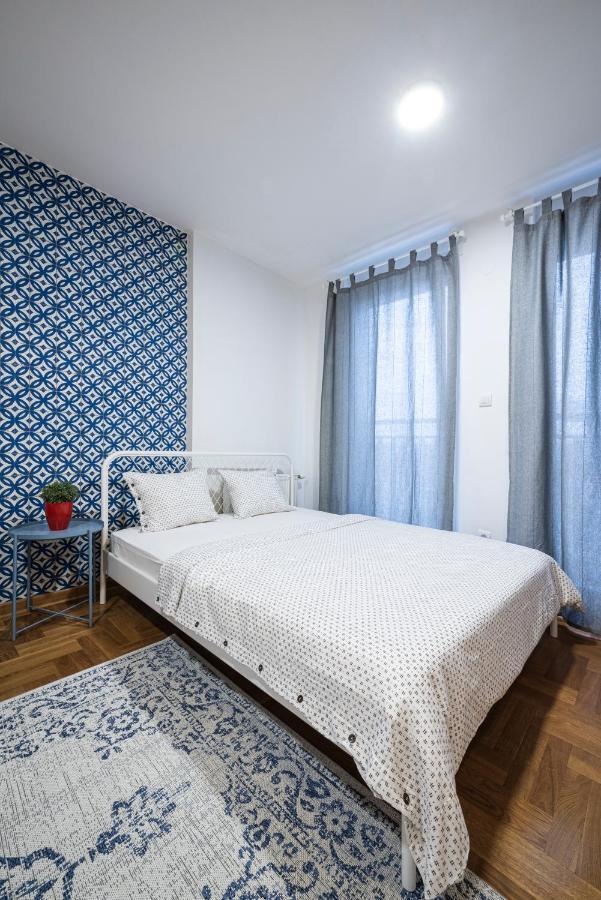 !Promo! Сentral Safe N Sound Studio-Free Private Parking-Fast Wi-Fi Novi Sad Eksteriør billede