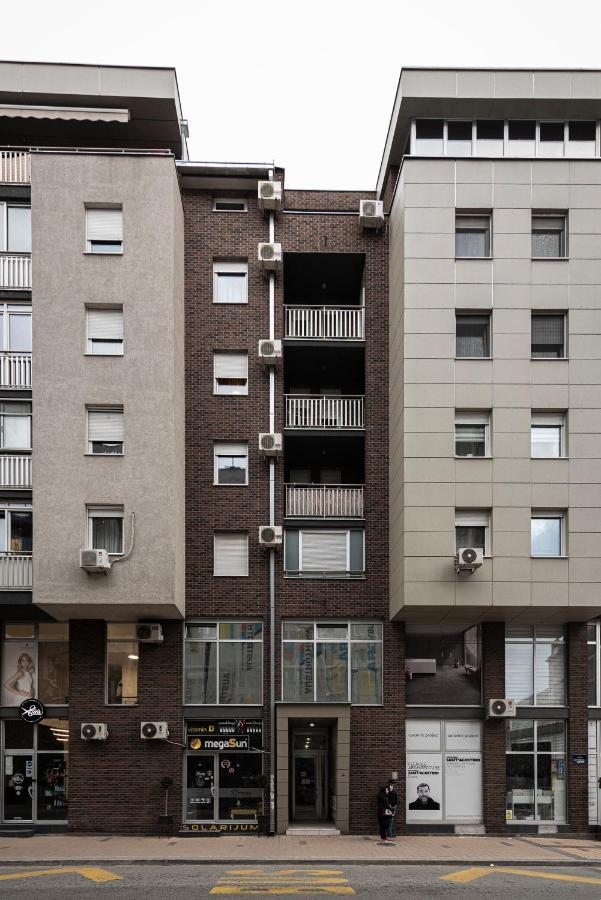 !Promo! Сentral Safe N Sound Studio-Free Private Parking-Fast Wi-Fi Novi Sad Eksteriør billede